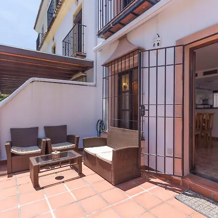 Large Townhouse Golden Mile