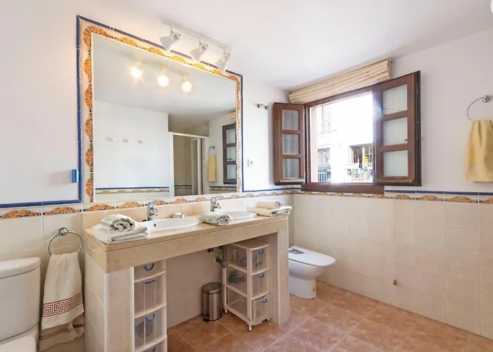 Large Townhouse Golden Mile 別荘 *