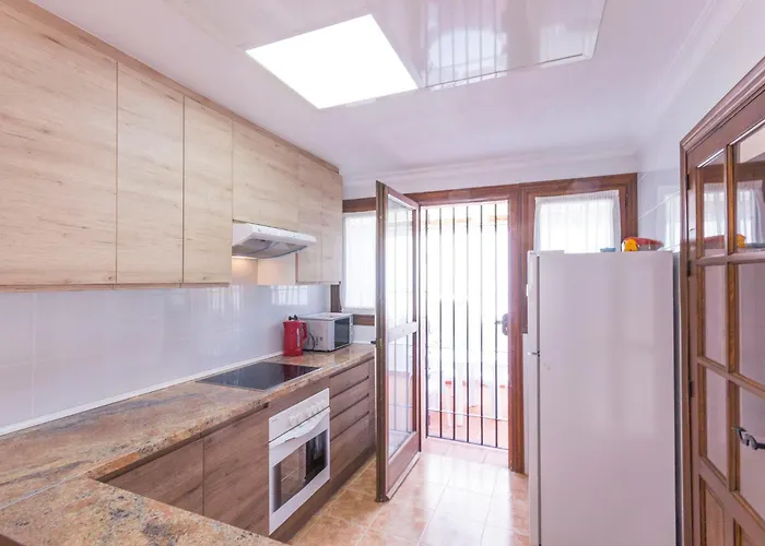 Tatil Evi Large Townhouse Golden Mile